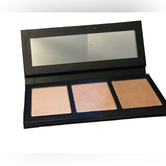 M.A.C cosmetics HYPER REAL GLOW PALETTE / FLASH + AWE palette new - Picture 1 of 16